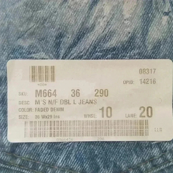 LL BEAN Men's Double L® Jeans, Classic Fit, Straight Leg 36W x 29L - Picture 2 of 6